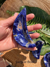 Load image into Gallery viewer, Bowls - Amethyst Aura Moon