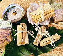 Load image into Gallery viewer, Palo Santo - Amethyst Aura Moon