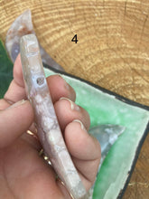 Load image into Gallery viewer, Flower Agate Moons