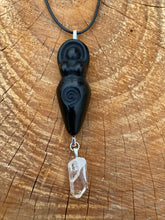Load image into Gallery viewer, Goddess Carving Necklace