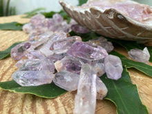 Load image into Gallery viewer, Vera Cruz Amethyst Points
