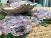 Load image into Gallery viewer, Vera Cruz Amethyst Points
