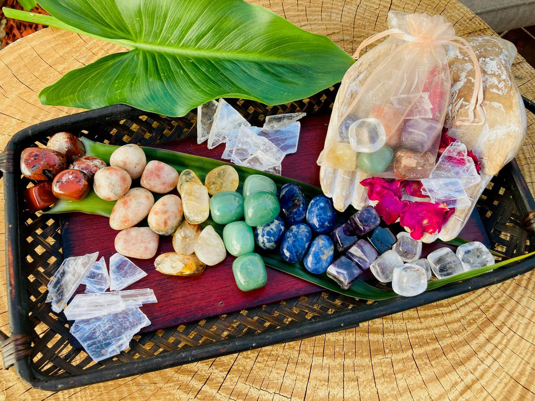 Chakra Crystal Set - Amethyst Aura Moon