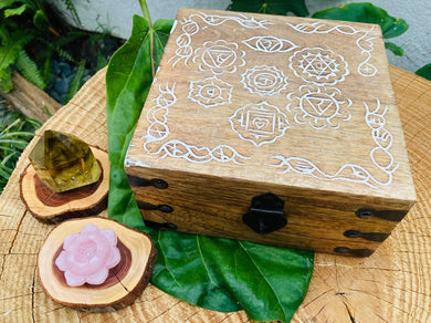 Rustic Wooden Box - Chakra - Amethyst Aura Moon